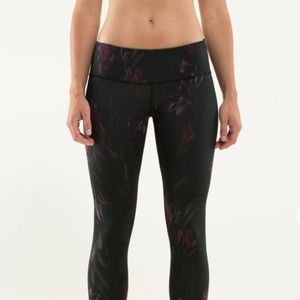 Lululemon Wunder Under Crop
